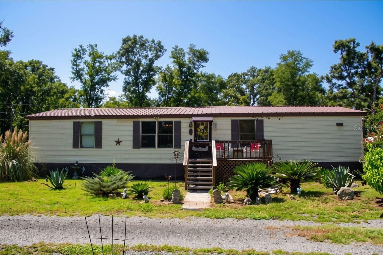 Property Photo: 5791 SW 62nd Court FL 32052