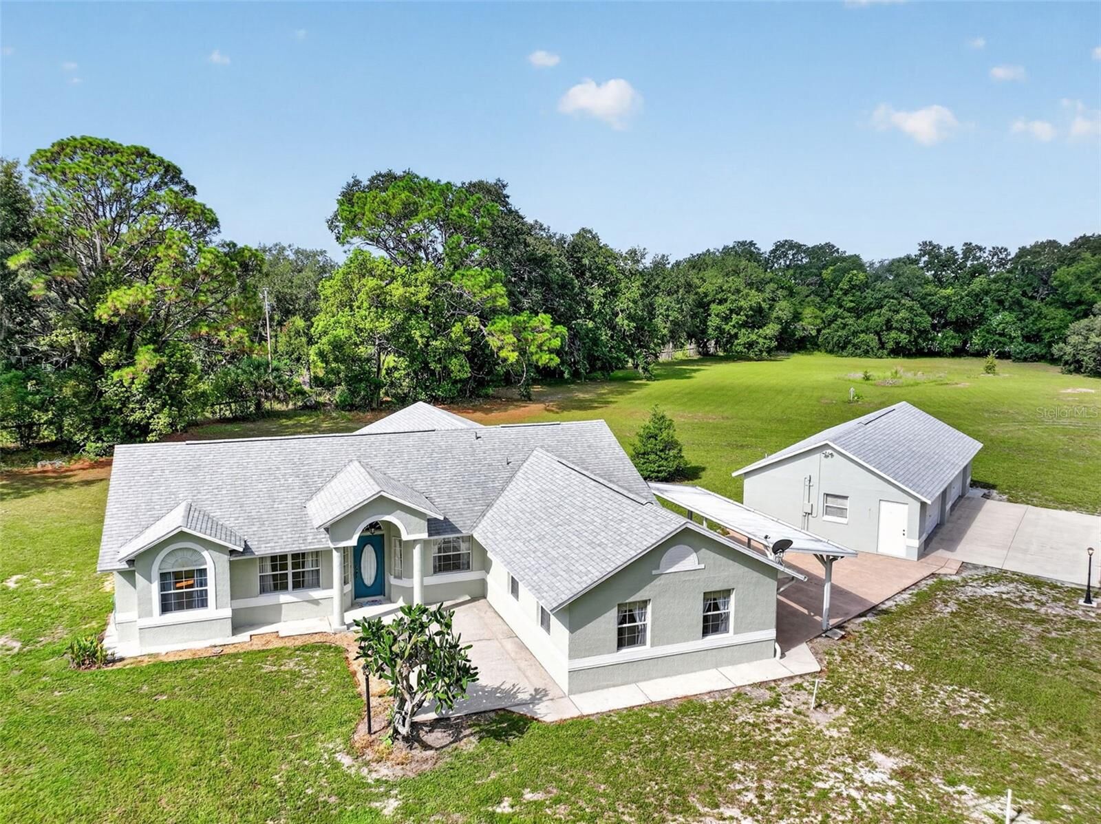 Property Photo:  34231 Marshall Road  FL 32736 