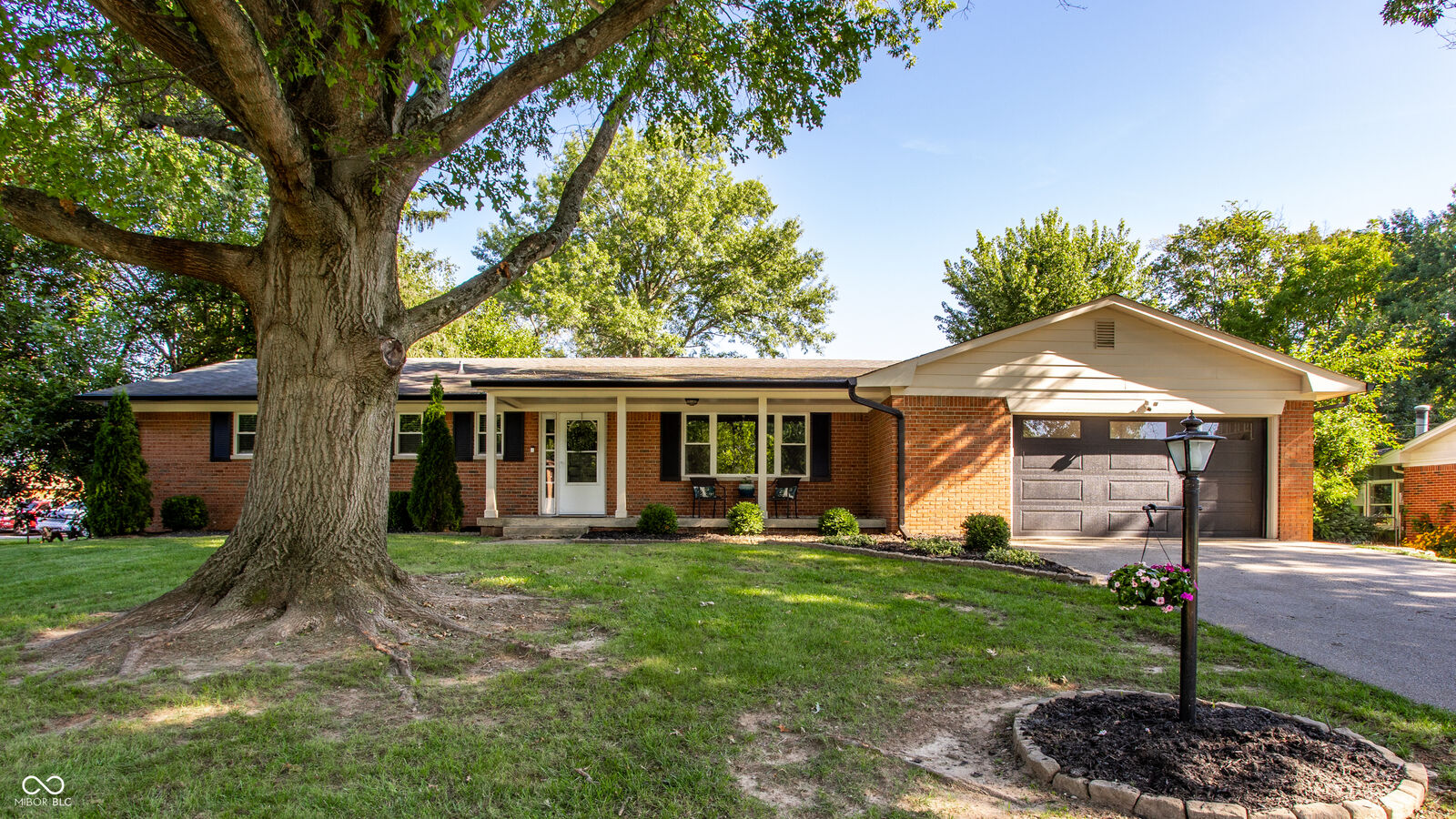 Property Photo:  6136 Bluff Acres Drive  IN 46143 