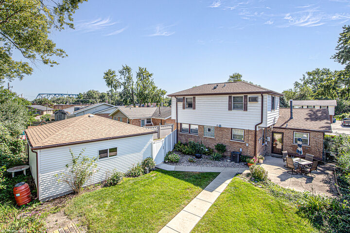 Property Photo:  12812 Terrace Lane  IL 60418 