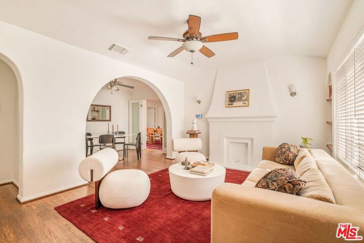 Property Photo:  121 N Avenue 59  CA 90042 