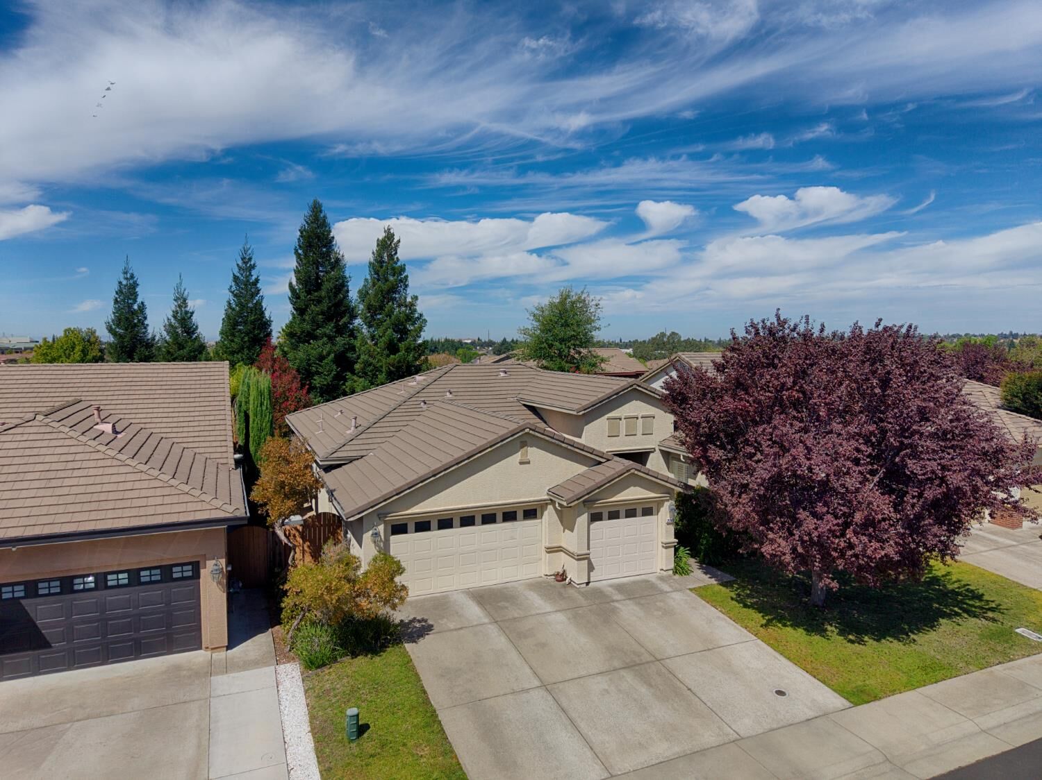 Property Photo:  2149 Lucetta Way  CA 95661 