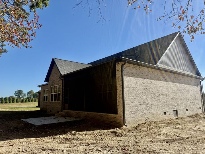 Property Photo:  121 Settlers Trace  TN 37388 