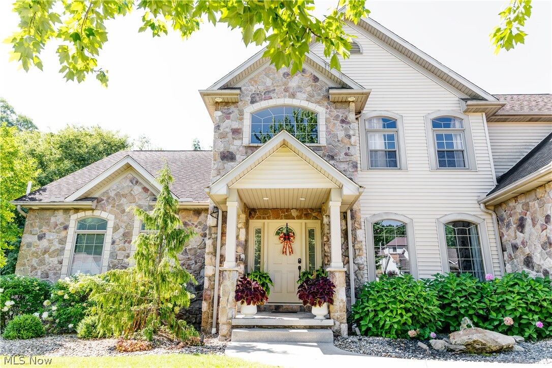 Property Photo:  8808 Eastlynn Avenue NW  OH 44646 