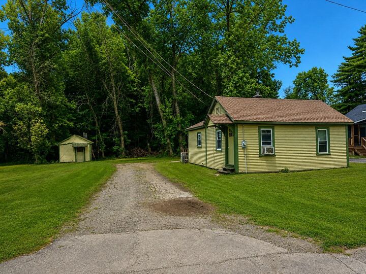 Property Photo:  22 Wetmore Street  NH 03431 