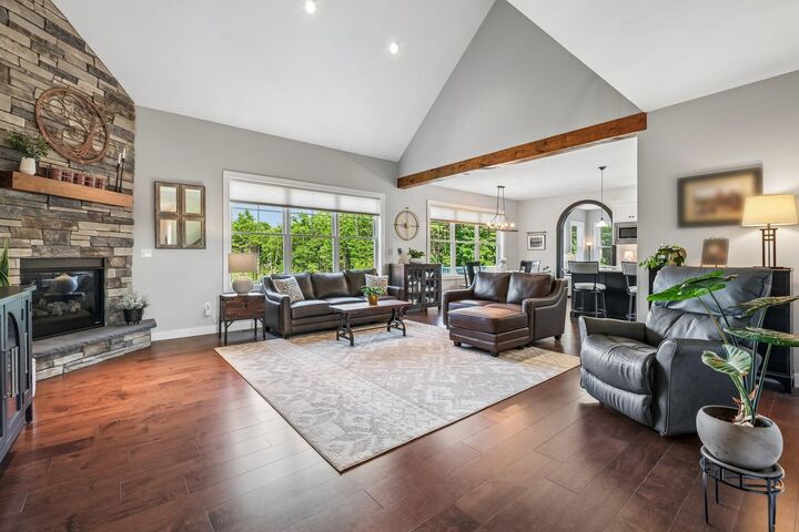 Property Photo: 18 Sunrise Circle NH 03032