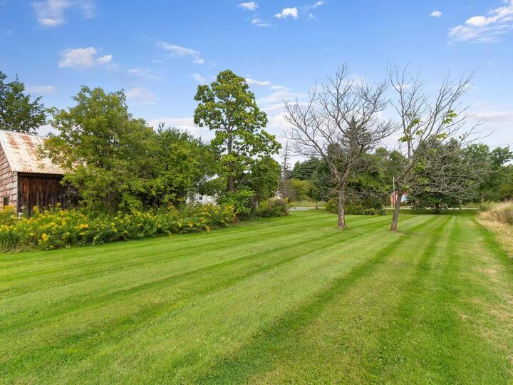 Property Photo: 89 Ferry Road VT 05445