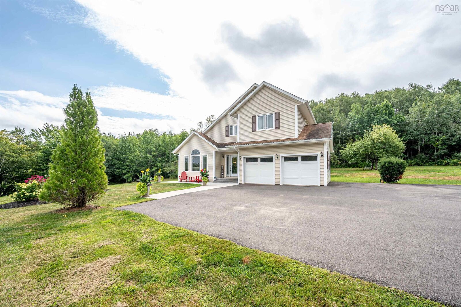 Property Photo: 118 Palmer Road NS B0P 1C0