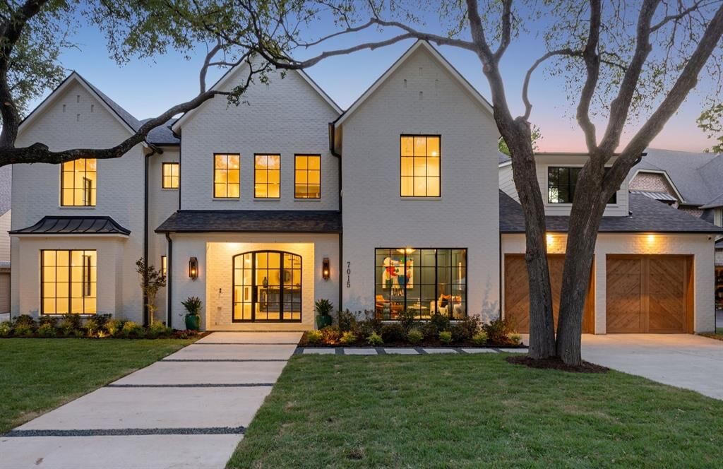 Property Photo:  7015 Lyre Lane  TX 75214 