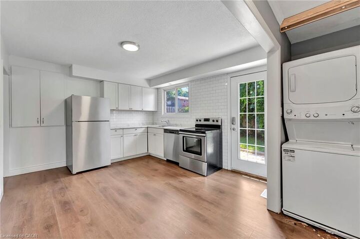 Property Photo: 7 Hillside Drive 1 ON N2E 1R1