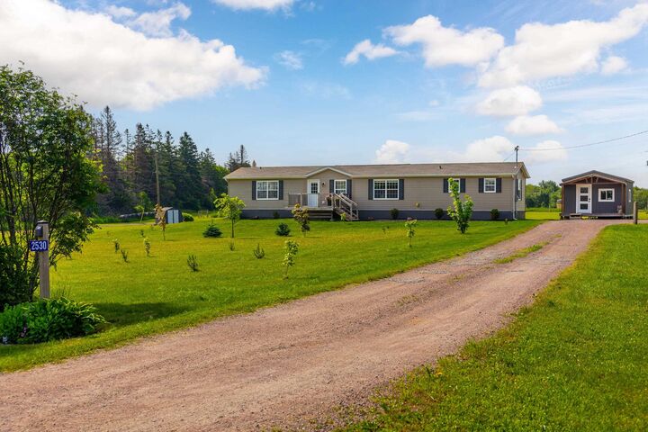 Property Photo:  2530 Johnston Road  PE C0A 1Y0 