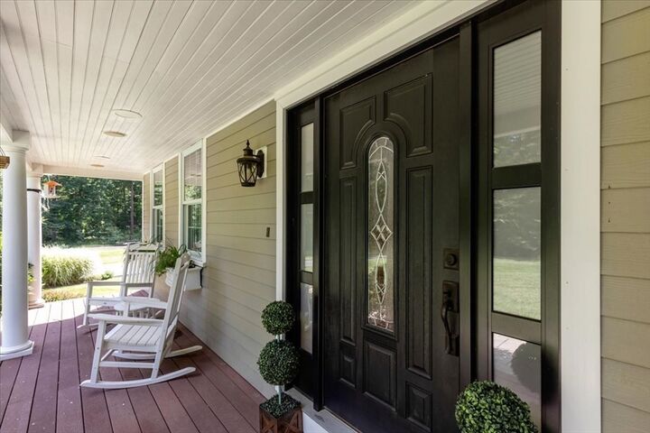 Property Photo:  496 Thompson  MA 02338 