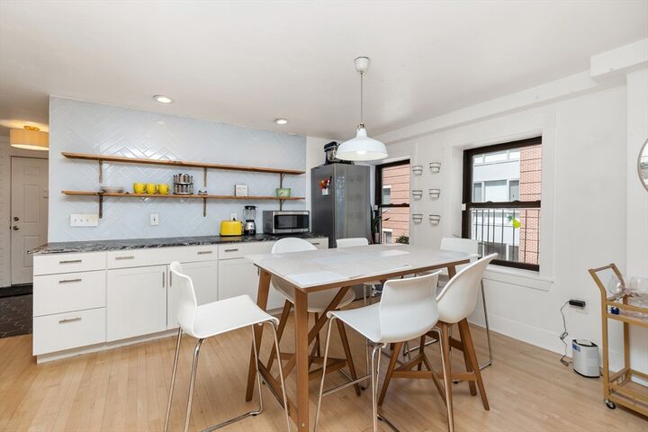 Property Photo: 59 Fleet St 3 MA 02109