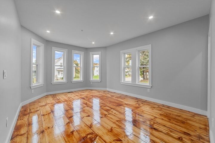 Property Photo: 376 Chestnut St 1 MA 01440