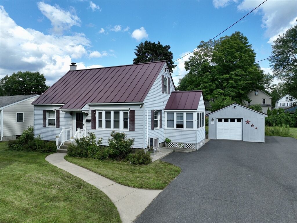 Property Photo:  81 Vernon St  MA 01301 
