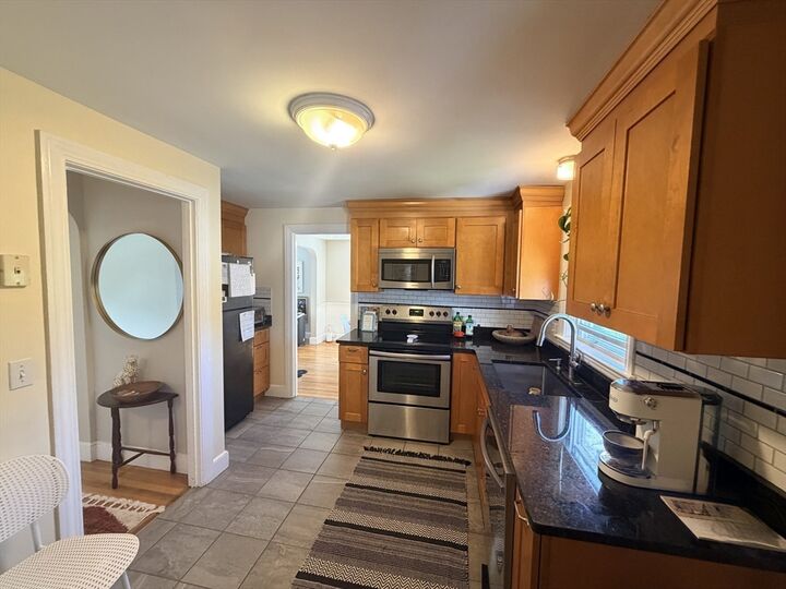 Property Photo:  6 Bates Rd E  MA 02472 