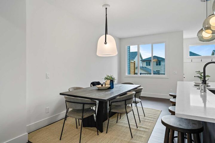 Property Photo: 13 Silverton Glen Bay SW AB T2X 6T6
