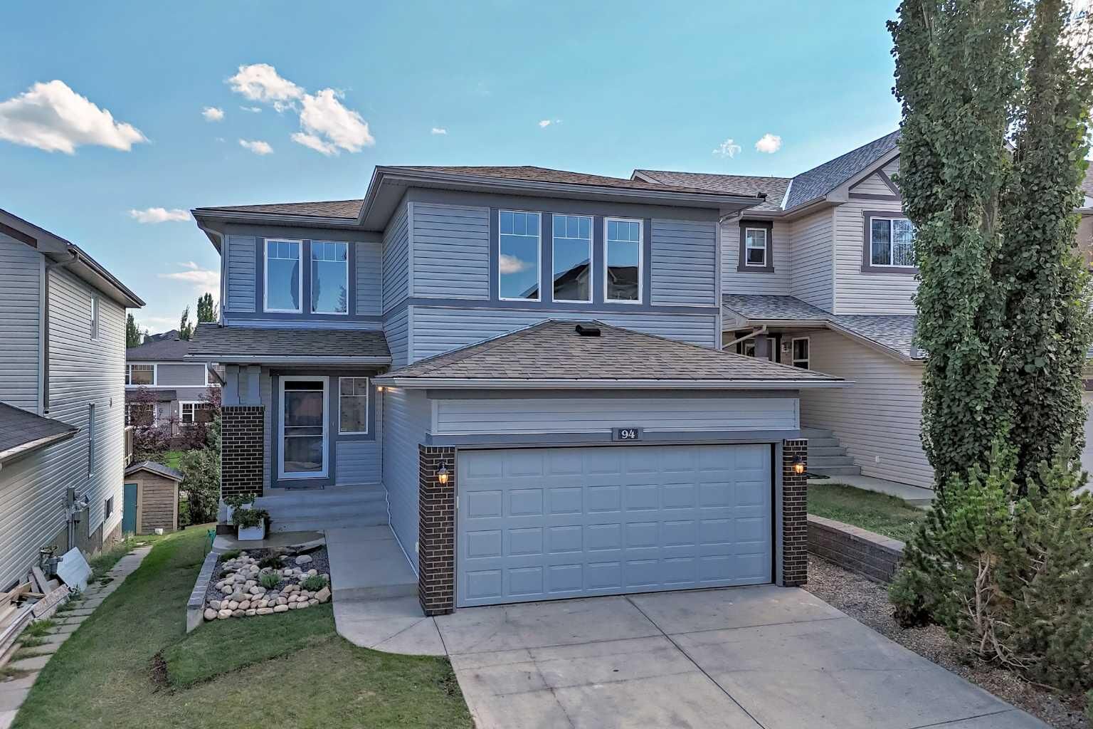 Property Photo:  94 Panamount Rise NW  AB T3K 6G1 