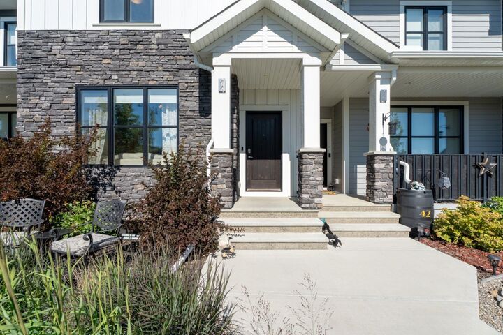 Property Photo:  44 Darcy Boulevard  AB T1S 5S7 