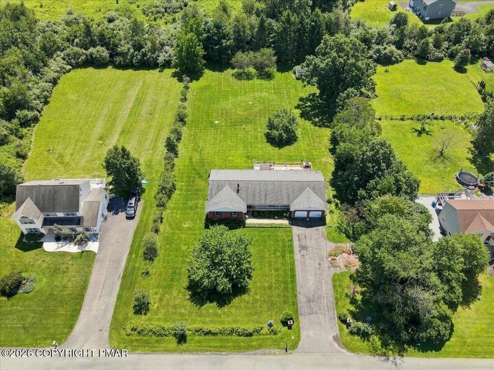 Property Photo:  114 Amy Lane  PA 18322 