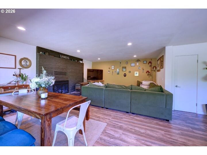 Property Photo: 35190 Laila Ln OR 97103