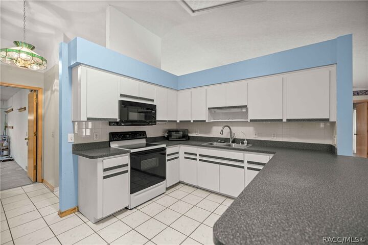 Property Photo:  4318 W Dumas Lane  FL 34433 