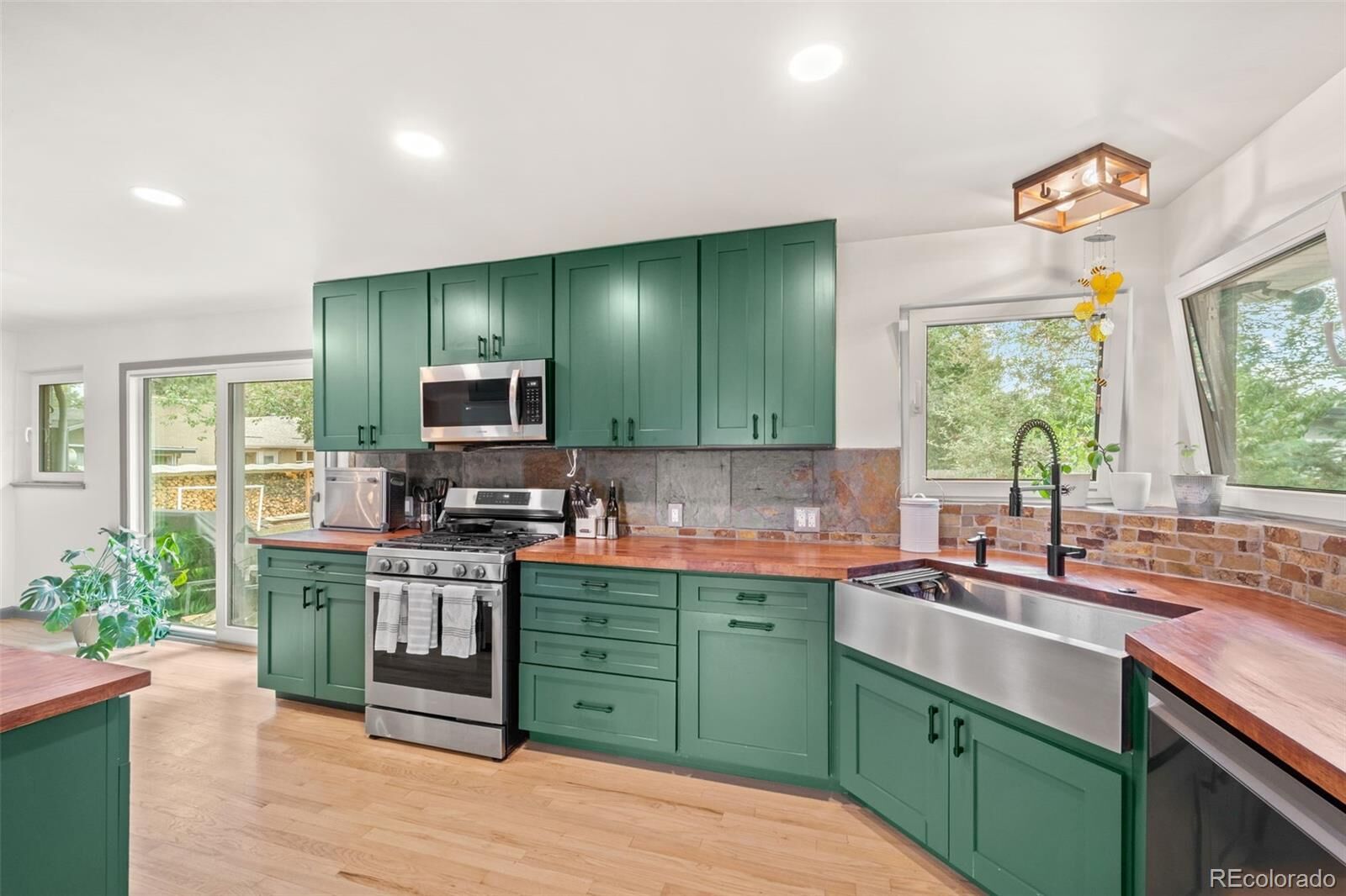 Property Photo:  3560 Everett Street  CO 80033 