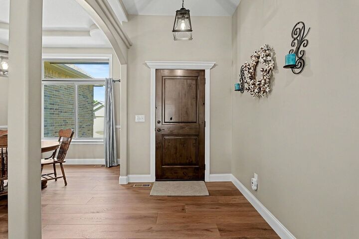 Property Photo:  1431 E Summerlyn  KS 67037 