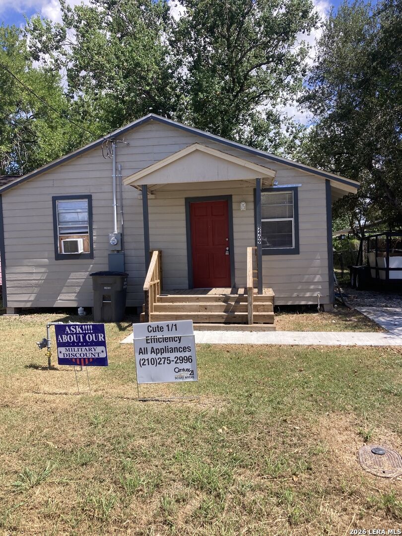 Property Photo: 2409 Booker St TX 77901