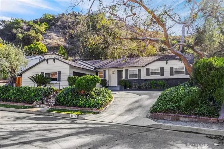 Property Photo: 2020 Oak Valley CA 91208