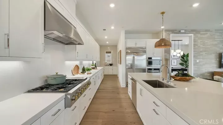Property Photo: 29705 Calle La Roca CA 91354
