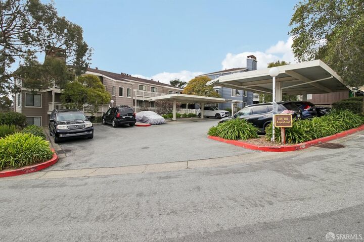 Property Photo:  1109 Aspen Court  CA 94134 