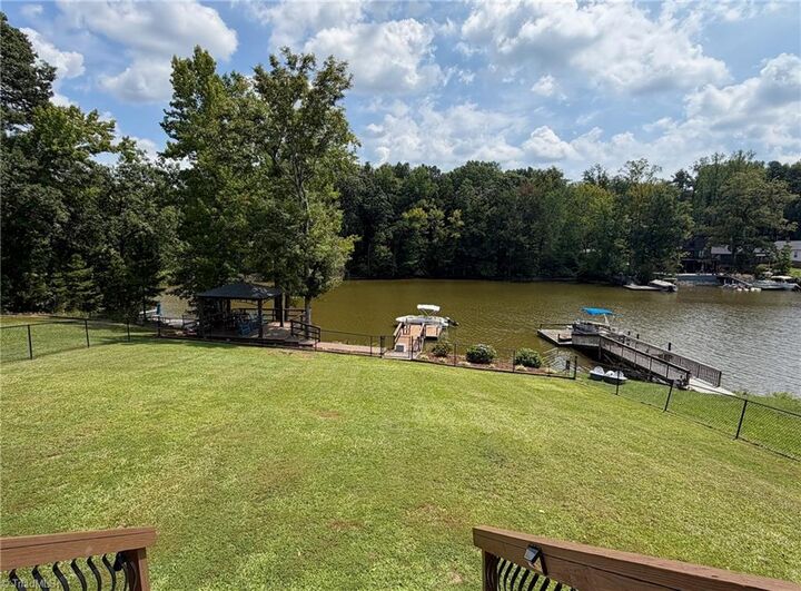 Property Photo: 776 Lake Shore Avenue NC 27292