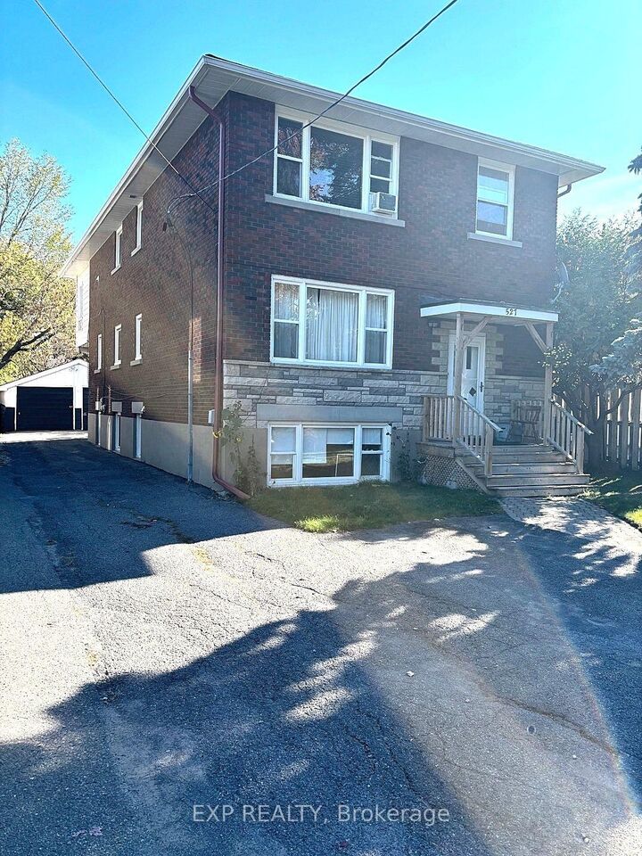 Property Photo:  527 Laderoute Avenue  ON K1Z 5V9 
