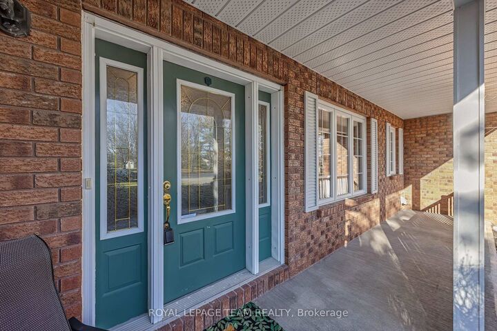 Property Photo:  6543 Wheatfield Crescent  ON K4P 1E9 