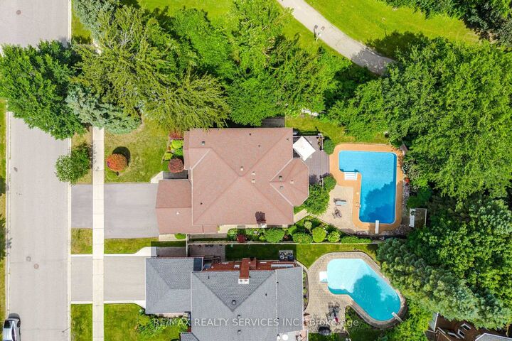 Property Photo: 29 Christie Drive ON L6Z 3J5
