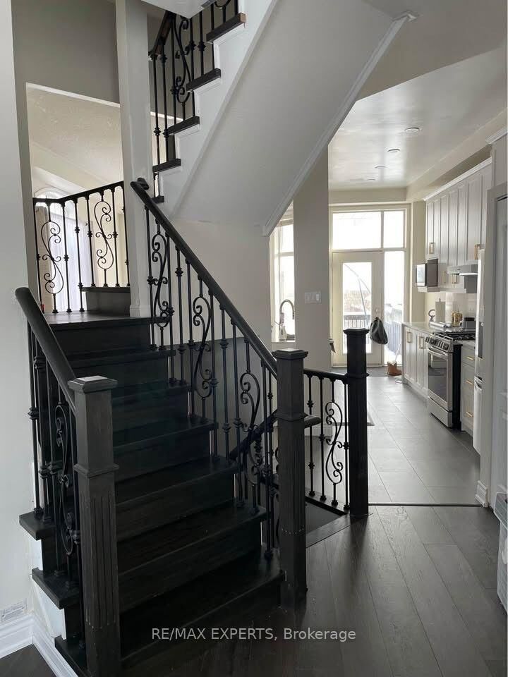 Property Photo:  59 Cornell Park Avenue  ON L6B 1B5 