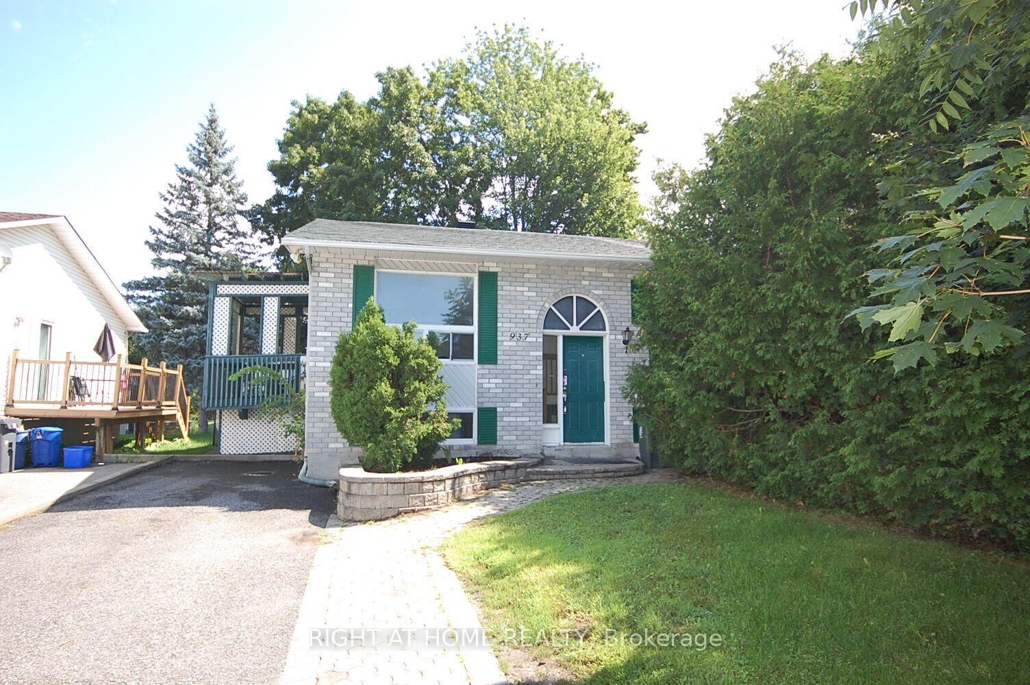 Property Photo: 937 Morris Street ON K4K 1N1