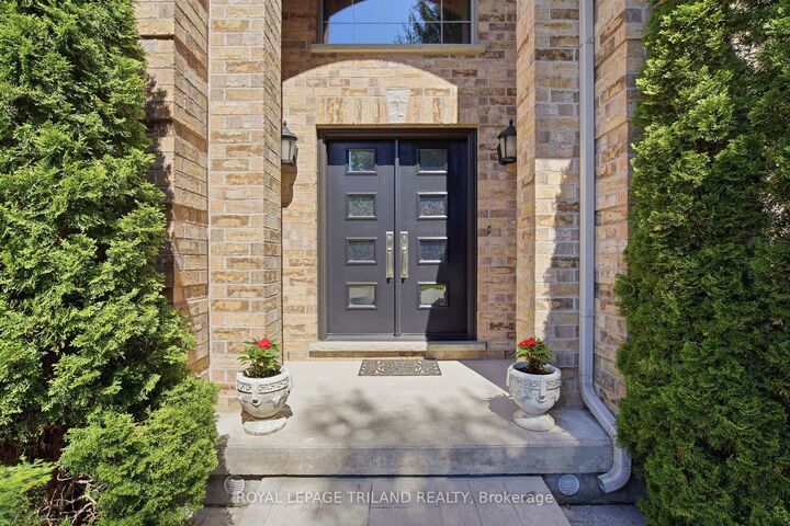 Property Photo: 4 Baron Crescent ON N0L 1R0