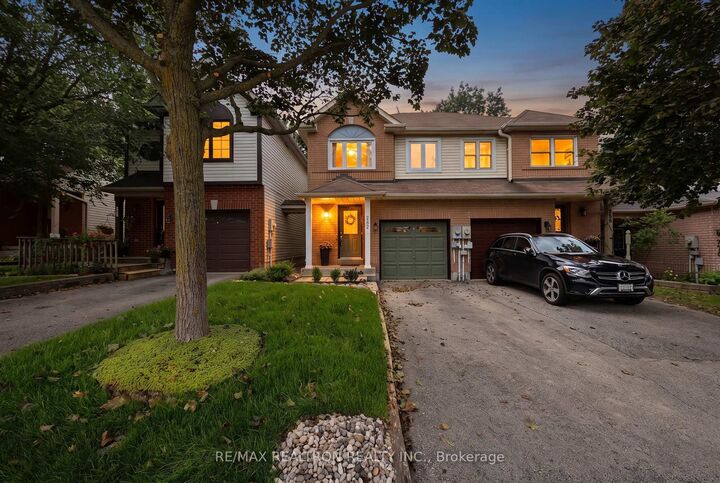 Property Photo: 282 Ferndale Drive S ON L4N 8J9