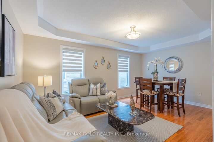 Property Photo: 409 Fernforest Drive ON L6R 3B6