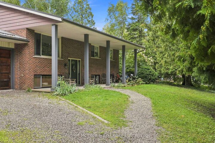 Property Photo: 173 Victoria Street ON N0G 2T0