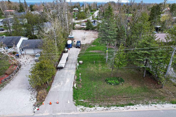 Property Photo:  197 Kennedy Avenue  ON L0L 1T0 