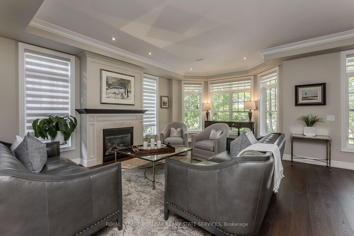 Property Photo:  2061 Maria Street 1  ON L7R 0B5 