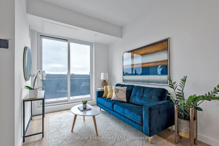 Property Photo:  2382 Kingston Road 403  ON M1N 0C5 