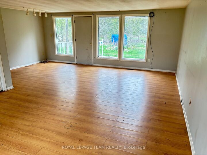 Property Photo:  180 Innisville Road S Road E  ON K7C 4L1 