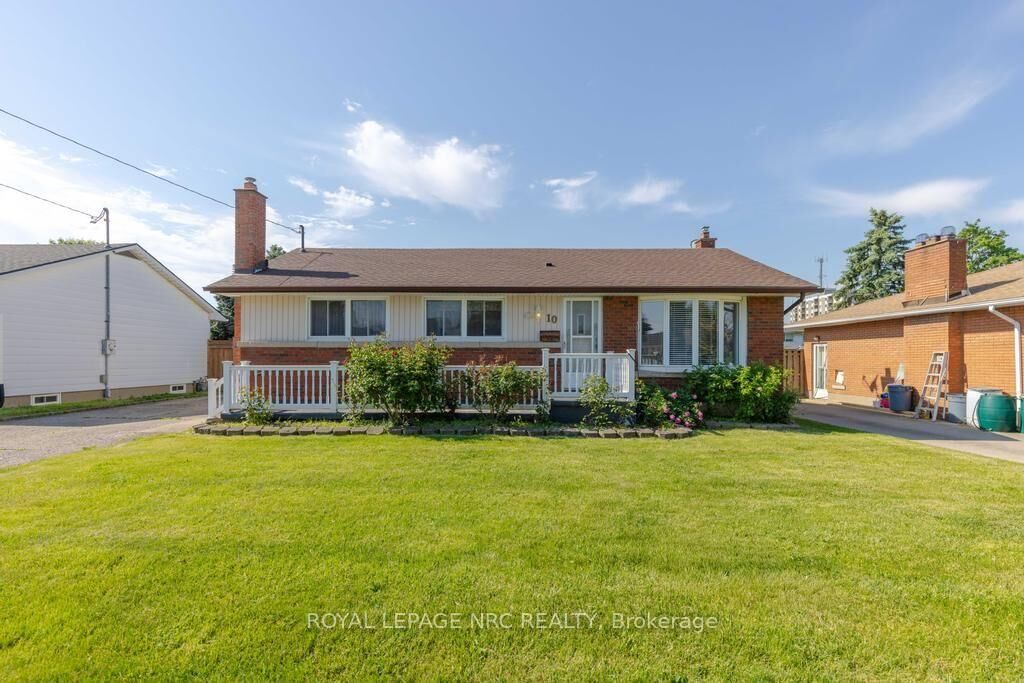 Property Photo:  10 Ridgeview Avenue  ON L2M 6B3 