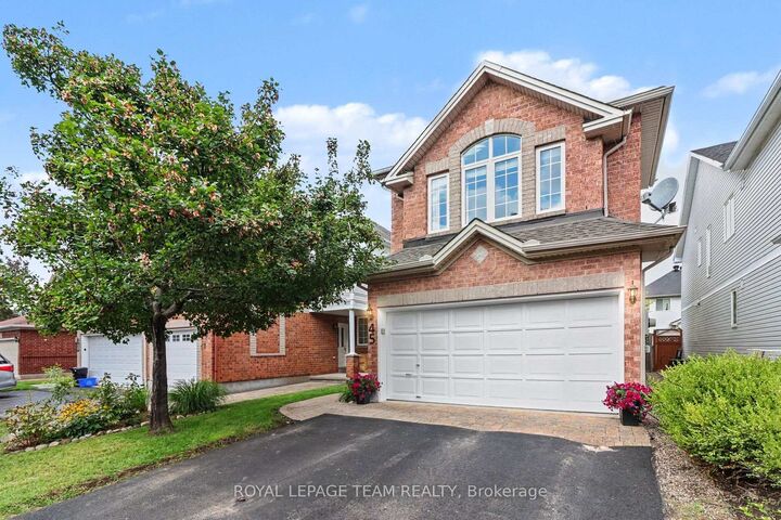 Property Photo:  45 Coleridge Street  ON K2C 4G2 