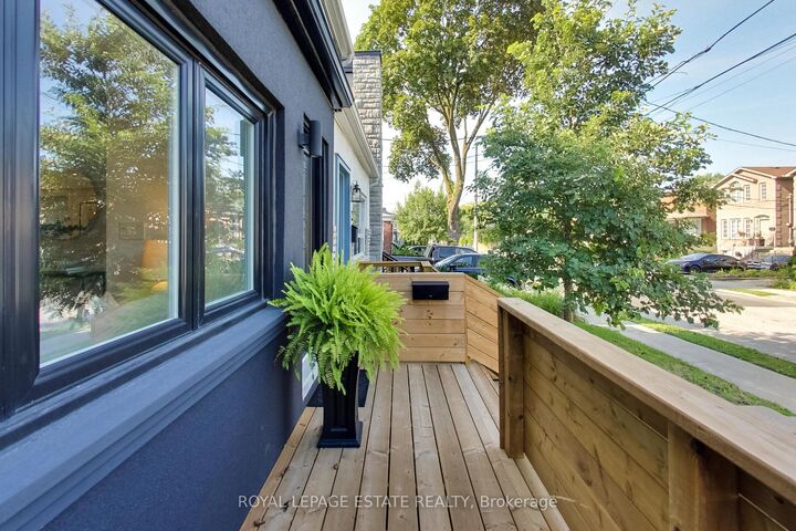 Property Photo: 184 King Edward Avenue ON M4C 5J8