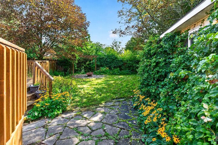 Property Photo:  189 Westdale Avenue  ON K7L 4S4 
